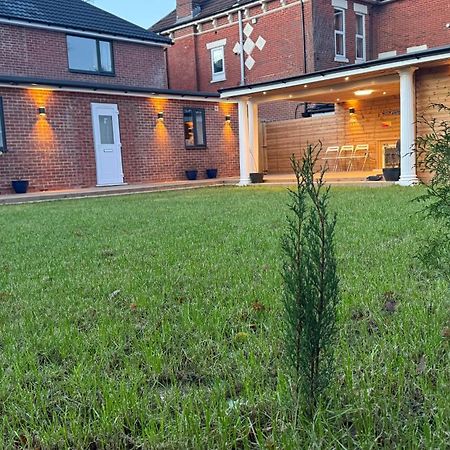 Peace House Hotel Waterlooville Exterior photo